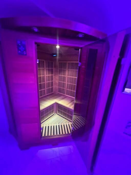 Maison Appartement Triplex Avec Jacuzzi Et Sauna Saint-Etienne  Exterior photo